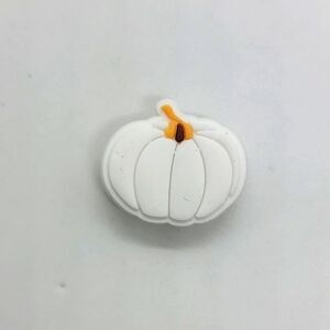 🎈5/$10🎈 PATCHES..CROC CHARMS.. pumpkin.. fall.. Autumn..